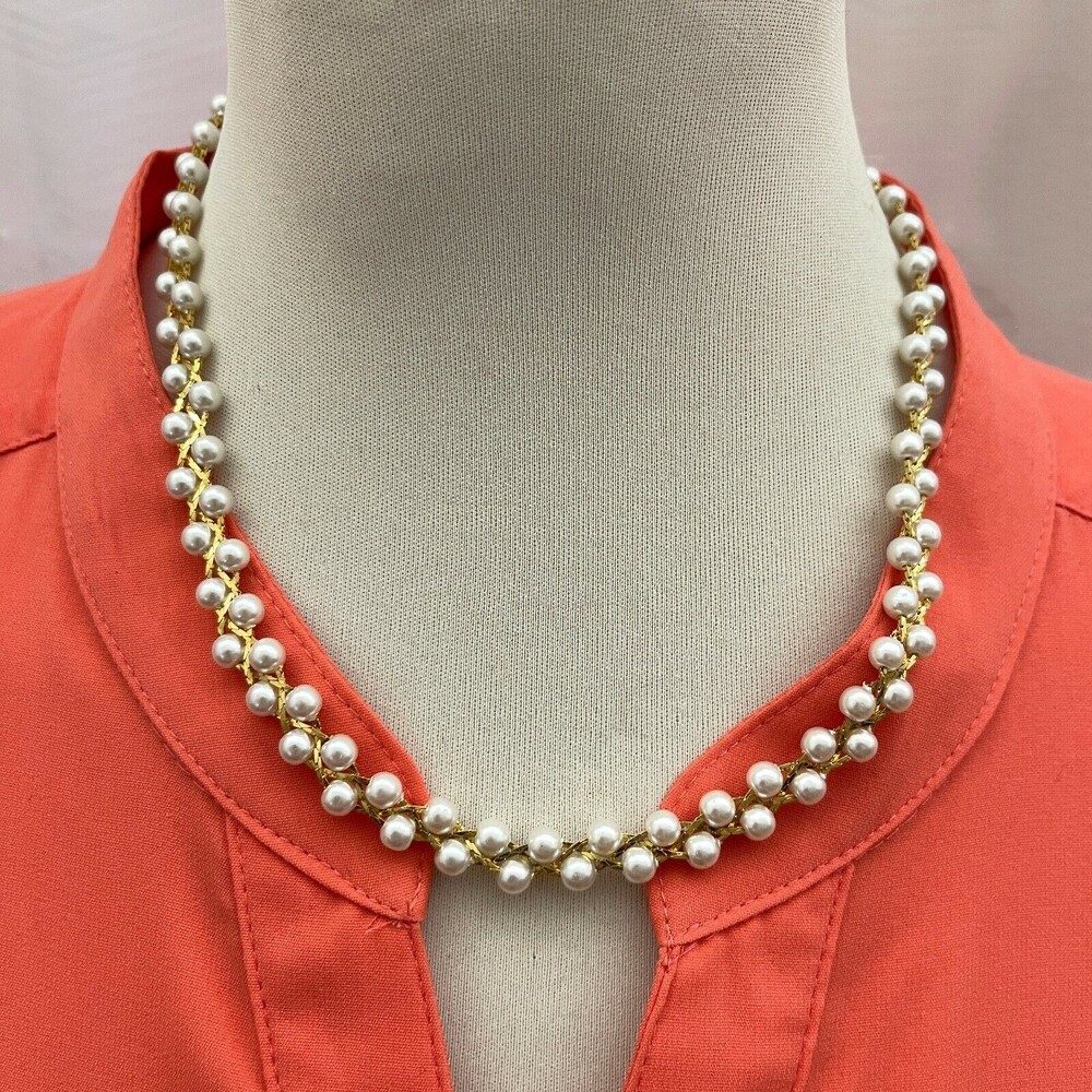 Faux Pearl White Gold-tone Braided Chain Women's Fashion Necklace‎ NWOT